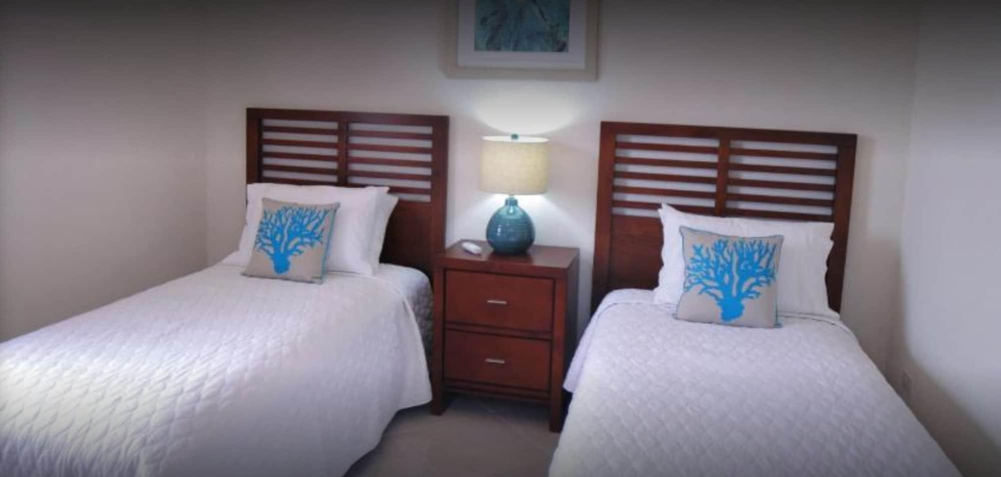 Lantana Resort Barbados By Island Villas Saint James Exteriör bild